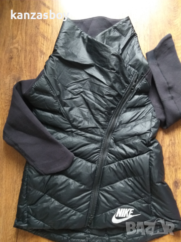 Nike Tech Fleece Aeroloft Cape Jacket Size XS Girls 6-8 Yrs 122-128sm. - юношеско пухено яке , снимка 7 - Детски якета и елеци - 44533890