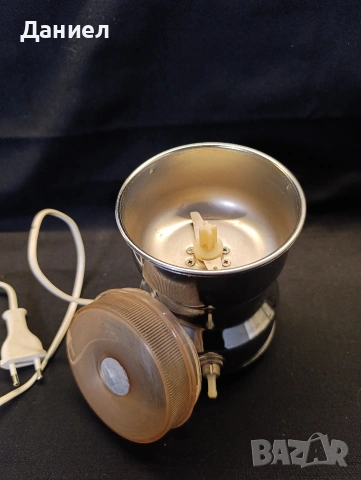 Мелачка за ядки, снимка 3 - Чопъри и пасатори - 53218879