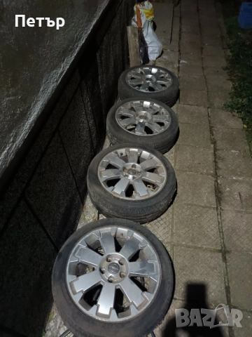 Оригнални джанти от опел с гумите 17 цола. 
