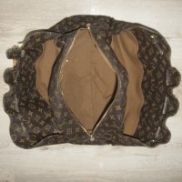 Louis Vuitton оригинална дамска чанта, снимка 9 - Чанти - 44726754
