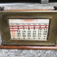 старинен настолен датник/календар/ - MADE IN ENGLAND, снимка 1 - Антикварни и старинни предмети - 41225567