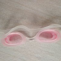 очила за плуване с калъф кутия , снимка 4 - Водни спортове - 41321282