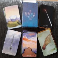 78 съвременни таро карти: Urban Tarot & Pagan Tarot & Spacious Tarot, снимка 14 - Други игри - 33814085