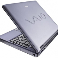  Лаптоп Sony VAIO , снимка 2 - Лаптопи за дома - 36375790