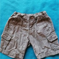 Къси панталонки за 4 г, снимка 1 - Детски къси панталони - 41565938