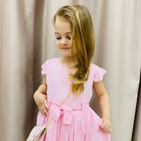 Нежна рокля с чанта , снимка 2 - Детски рокли и поли - 39829652