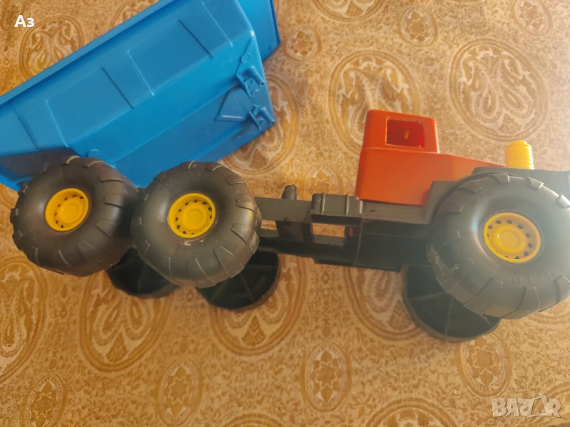 Продавам детска играчка Камионче - ново, голямо, снимка 1