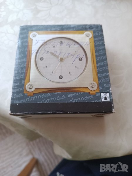 Настолен часовник/будилник , снимка 1