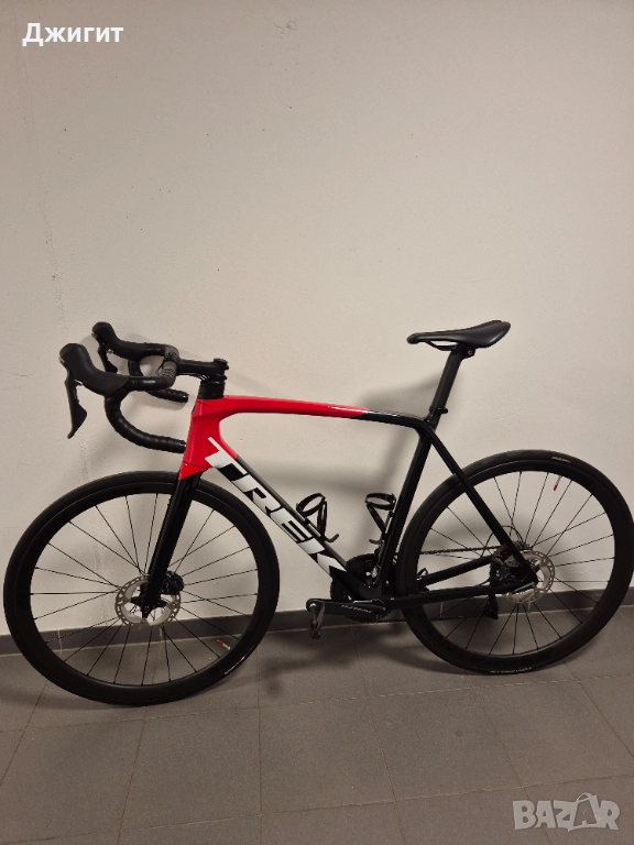 Шосеен велосипед TREK Emonda SL6 като нов , снимка 1