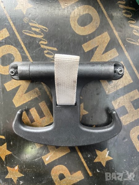 Закачалка за багаж w212 E class 2009+ За багажника за торби, снимка 1