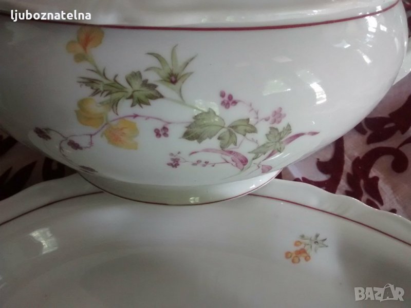 Търся чинии от този сервиз, снимка 1