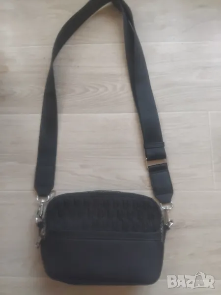 ДАМСКА ЧЕРНА ЧАНТА, снимка 1