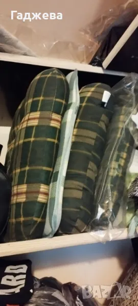 възглавници, часовник, украса, снимка 1