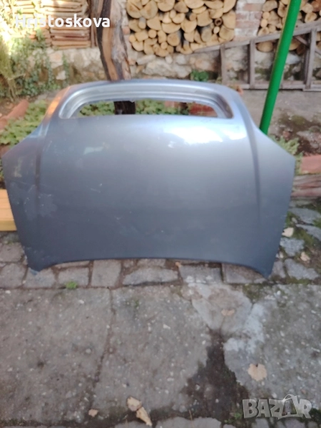 Продавам преден капак за Опел Зафира А и други части , снимка 1