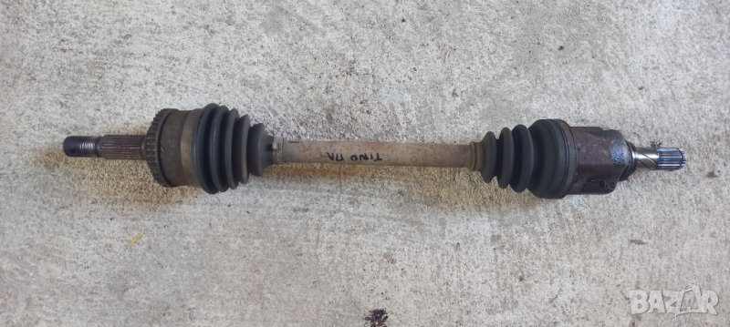 Лява полуоска Nissan Almera Tino, снимка 1
