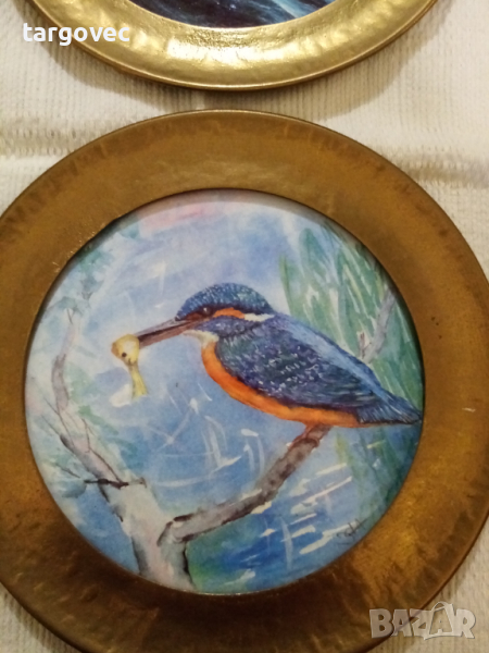 Осем броя уникални порцеланови пана в бронзов обков, снимка 1