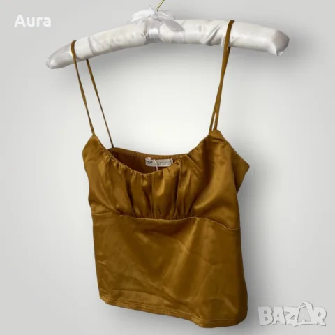 Satin crop top pull & bear , снимка 2 - Корсети, бюстиета, топове - 51815131
