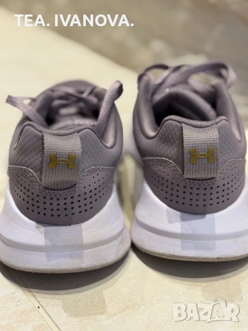 Дамски маратонки Under Armour, снимка 3 - Маратонки - 52919778