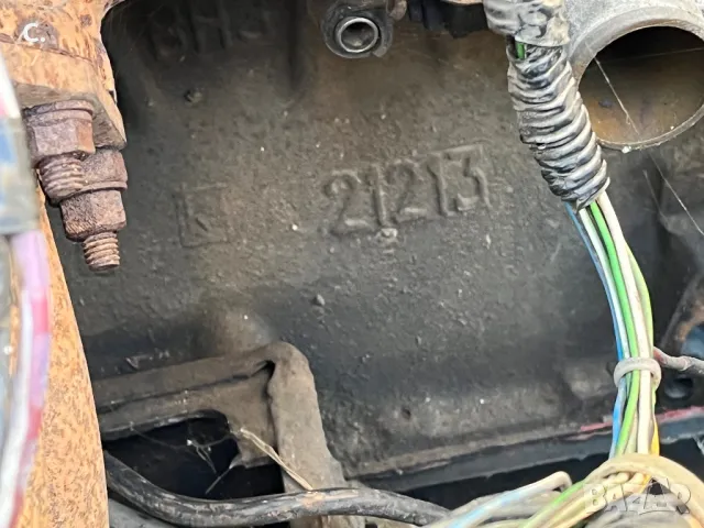 НА ЧАСТИ ЛАДА НИВА 1.7 моно инжекция и карбуратор с 5 скорости ел стъкла теглич газова уредба , снимка 14 - Автомобили и джипове - 48399038