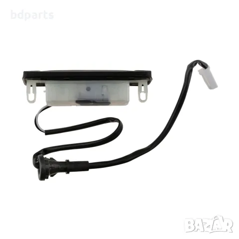 Бутон на дръжка за отваряне на багажник, Toyota, Corolla E140/E150, снимка 3 - Части - 56141738