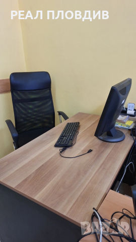 Офис оборудване - бюра, столове, компютър и др., снимка 2 - Работни маси и бюра - 53442889
