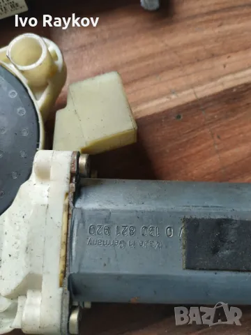 преден ляв мотор ел стъкло A2308201042 , Mercedes CLK W209, снимка 3 - Части - 49852185