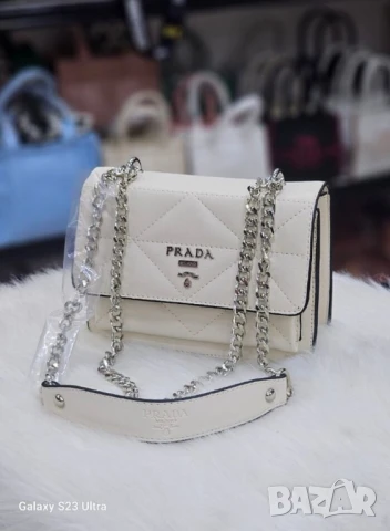 чанти prada, снимка 5 - Чанти - 50690163