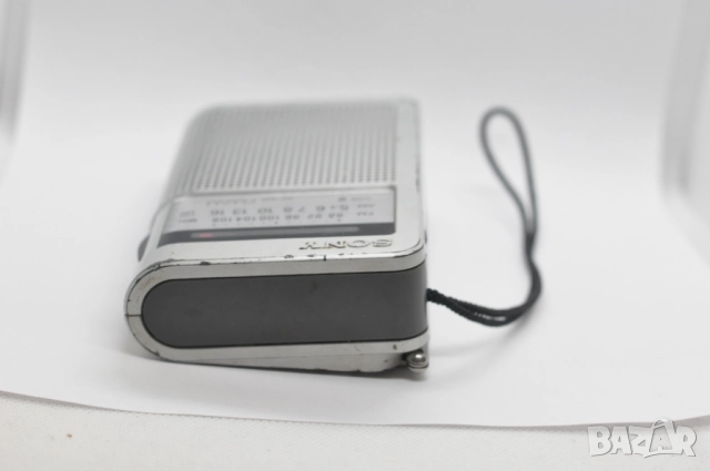 Радио Sony ISF-S22, снимка 3 - Радиокасетофони, транзистори - 52793535