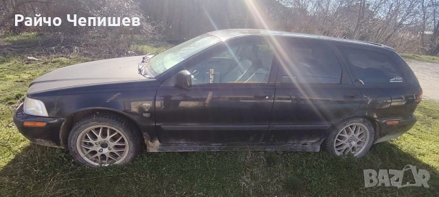 Волво V40 на части