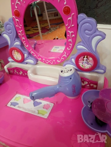 Детска тоалетка с музика и светлини, снимка 8 - Играчки за стая - 53411572
