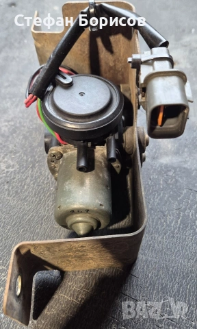 помпа (помпичка)превключване 4х4 Сузуки Гранд Витара , снимка 2 - Части - 53187323