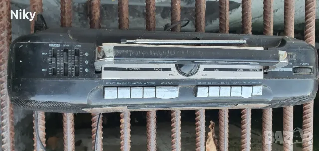 Радиокасетофон Nova , снимка 2 - Радиокасетофони, транзистори - 48101483