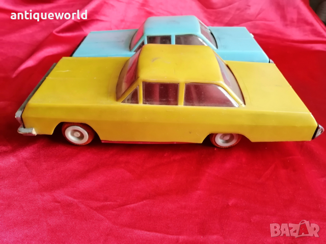 Стара СОЦ Играчка КОЛА + Подарък Втора за Части, снимка 4 - Антикварни и старинни предмети - 36289201