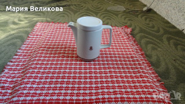 Стар чайник с капаче ,Български порцелан, снимка 2 - Аксесоари за кухня - 41443412