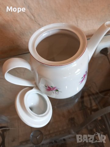 Порцеланов чайник , снимка 5 - Сервизи - 40525049