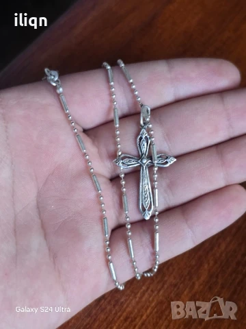 Сребърен синджир с висулка. 925 Проба. 47см. Цена 28,99лв. За Севлиево безплатна доставка.