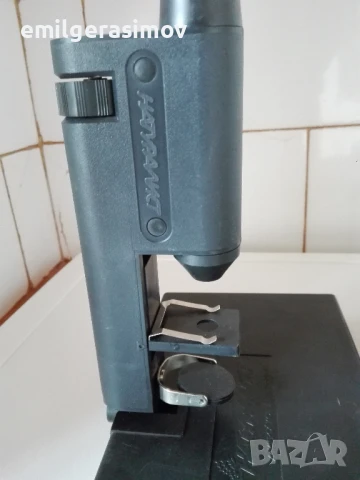 Микроскоп , пишеща машина и мелница за кафе., снимка 3 - Други стоки за дома - 50492201