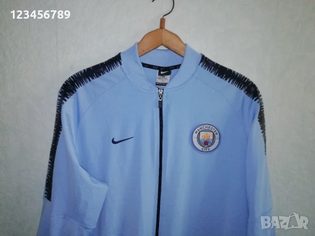 Manchester City Nike оригинално мъжко горнище Манчестър Сити футболно спортно размер L, снимка 4 - Спортни дрехи, екипи - 53166409