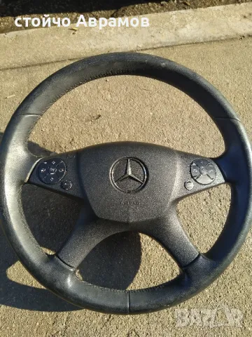 Волан с аербег за Мерцедес W204.Волана е с нормални следи от употреба , снимка 2 - Автомобили и джипове - 48703384