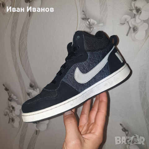 Nike Boys' Court Borough Mid  кецове / маратонки  номер 38 ,5- 39, снимка 14 - Детски маратонки - 44829524