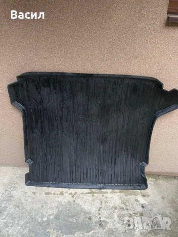 йоник 5 Hyundai IONIQ 5 гумена стелка за багажника оригинална