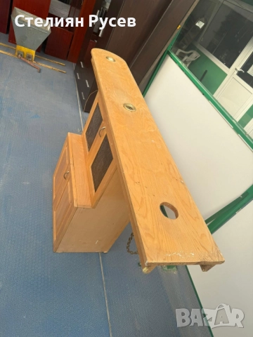 2612 дървен шкаф от кухня 95/70см + висящо осветление цена 70 лв или 35,79евро смр - дървен чамов ма, снимка 4 - Шкафове - 52905175