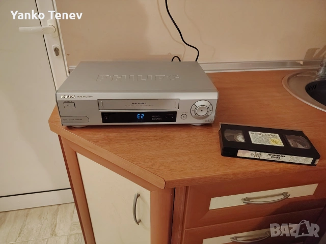 видео рекордер Филипс, снимка 5 - Плейъри, домашно кино, прожектори - 53739704