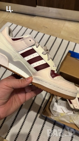 Сникърси Adidas Forum Low, снимка 2 - Маратонки - 53541868