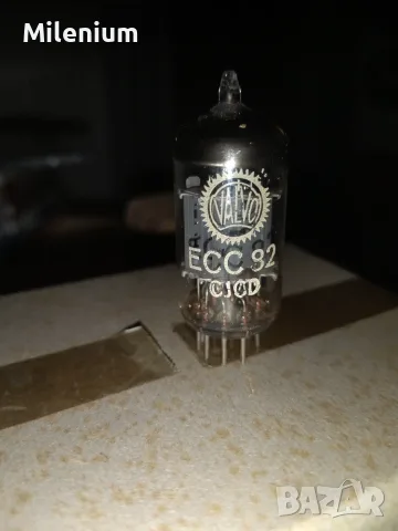 VALVO ECC82  /  4броя