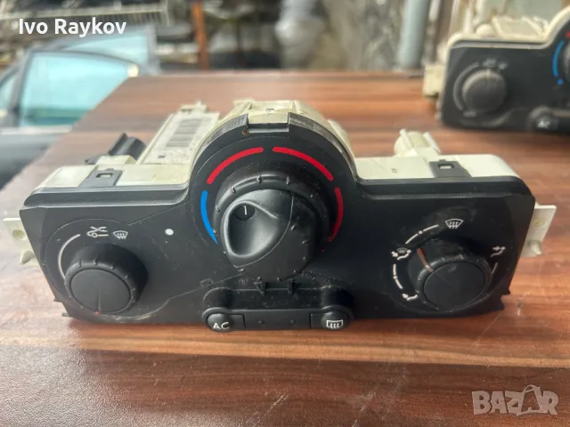 Панел климатик за Renault Megane, II , F666445VB84AC ,88420001, снимка 2 - Части - 49829940