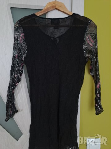 Блуза дълъг ръкав черна полупрозрачна с цветни ръкави S-М, снимка 3 - Блузи с дълъг ръкав и пуловери - 41586868