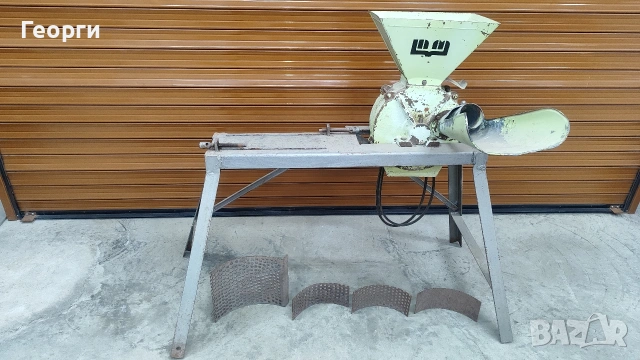 Фуражомелка с чукове и различни сита без електромотор., снимка 2 - Други машини и части - 53181218