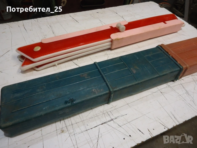 Ретро светло отразителен триъгълник, снимка 4 - Аксесоари и консумативи - 53128175