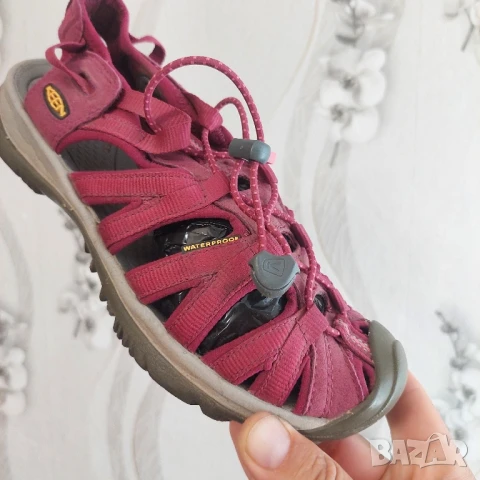 Keen Сандали Whisper 1012229 Бордо номер 38 ,5, снимка 8 - Сандали - 50699473